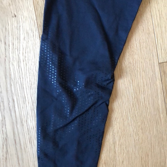 2XU Compression Leggings - Picture 5 of 5